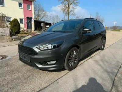 Używany Ford Focus ST-Line 182 KM (133 kW) 2016 Szary Kombi