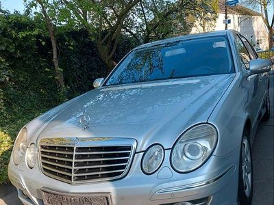 Mercedes E220