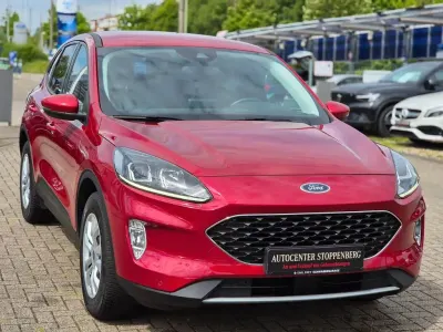Gebraucht Ford Kuga 150 PS (110 kW) 2022 Rot SUV