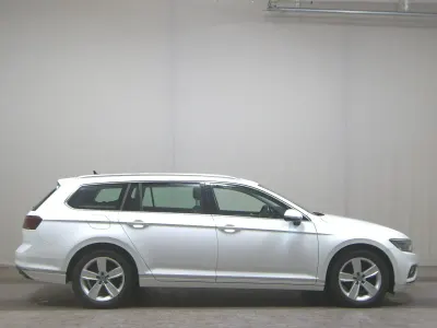 Occasion VW Passat Elegance 150 ch (110 kW) 2020 Blanc Berline