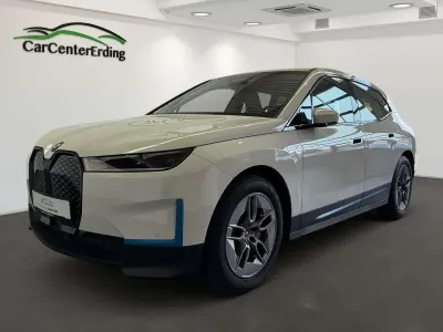 Gebraucht BMW iX 239 kW (326 PS) 2022 Alpinweiss iii SUV