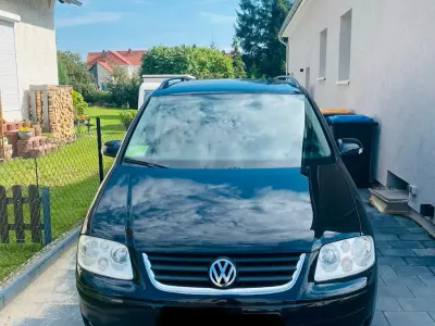 Gebraucht VW Touran 105 PS (77 kW) 2006 Schwarz Van / Kleinbus