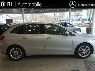 Gebraucht Mercedes B180 Progressive 136 PS (100 kW) 2022 Silber Van / Kleinbus
