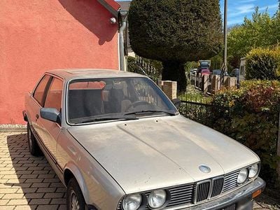 Gebraucht BMW 325 Basis 122 PS (89 kW) 1987 Silber Coupé
