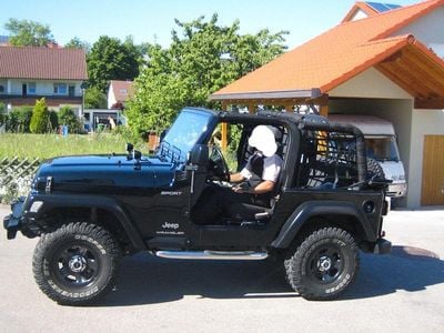 Begagnad Jeep Wrangler Sport 177 HK (130 kW) 2006 Svart SUV