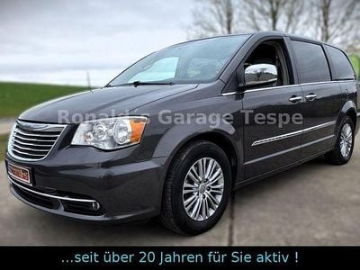 Gebraucht Chrysler Town & Country 287 PS (211 kW) 2015 Violet Van / Kleinbus