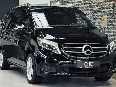 Schwarz Gebraucht 2016 Mercedes V250 Avantgarde Edition Van / Kleinbus | 36.790 € (Fairer Preis)