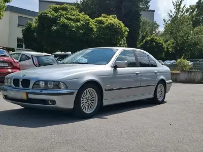 Gebraucht BMW 523 170 PS (125 kW) 1997 Silber Limousine