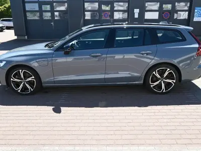 Gebraucht Volvo V60 Ultimate 455 PS (334 kW) 2023 Grau Kombi