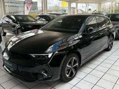 Usata Opel Astra 131 CV (96 kW) 2024 Nero Station wagon