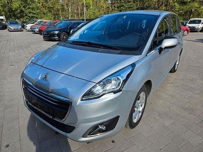 Usata Peugeot 5008 Active 120 CV (88 kW) 2014 Grigio Monovolume