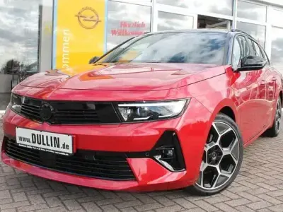 Gebraucht Opel Astra Ultimate 131 PS (96 kW) 2024 Rot Kombi