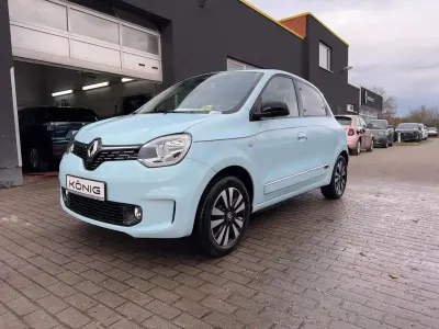 Usata Renault Twingo Techno 60 kW (82 CV) 2023 Blu Utilitaria