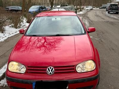 Gebraucht VW Golf IV 75 PS (55 kW) 2001 Rot Kleinwagen