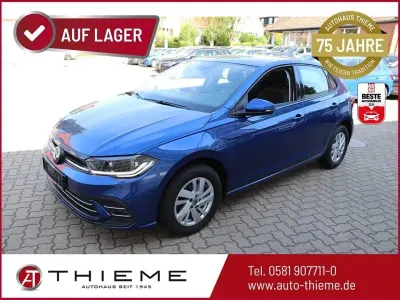 Gebraucht VW Polo IQ Drive 110 PS (80 kW) 2023 Reef blue metallic Kleinwagen