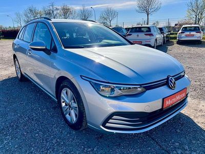 Gebraucht VW Golf VIII Life 131 PS (96 kW) 2023 Silber Kombi