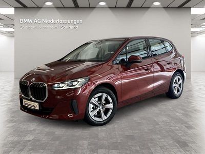 Gebraucht BMW 220 150 PS (110 kW) 2025 Rot Van / Kleinbus