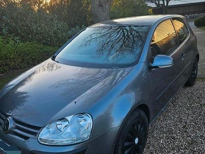 Gebraucht VW Golf IV 75 PS (55 kW) 2004 Grau Limousine