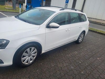 Weiß Gebraucht 2013 VW Passat Limousine | 4.500 € (Guter Preis)