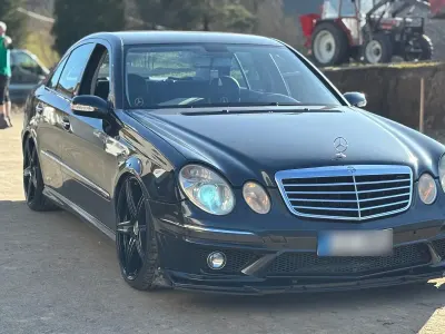 Gebraucht Mercedes E500 AMG 306 PS (225 kW) 2002 Limousine