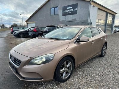 Gebraucht Volvo V40 Momentum 114 PS (83 kW) 2012 Limousine