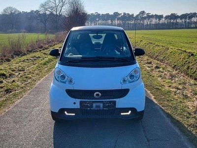 Gebraucht VW Golf VII 54 PS (39 kW) 2013 Schwarz Kleinwagen