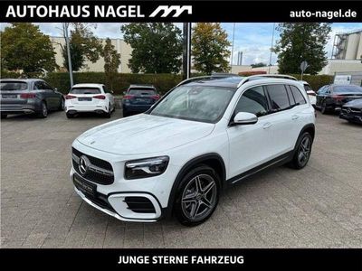 Mercedes GLB220