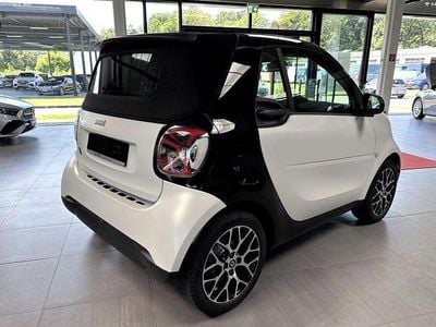 Gebraucht Smart ForTwo Electric Drive 60 kW (82 PS) 2023 Weiß Cabrio