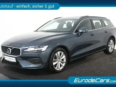 Occasion Volvo V60 Momentum 197 ch (144 kW) 2021 Bleue Break
