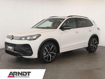 Gebraucht VW Tiguan R-line 265 PS (194 kW) 2025 Oryxweiß perlmutteffekt SUV
