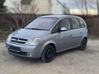 Gebraucht Opel Meriva Essentia 101 PS (74 kW) 2004 Lichtsilber m2 Van / Kleinbus