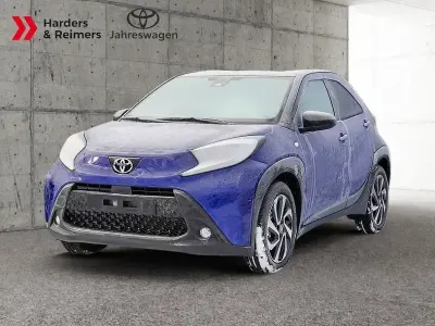 Neu Toyota Aygo 72 PS (52 kW) 2025 Blau