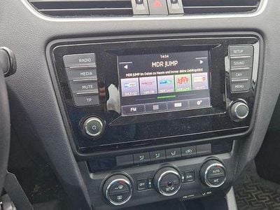 Gebraucht Skoda Octavia Ambition 140 PS (102 kW) 2014 Silber Kombi