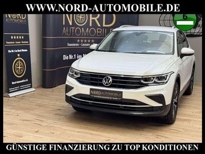 Weiß Gebraucht 2021 VW Tiguan Life SUV | 28.900 € (Etwas zu teuer)