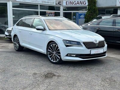 Weiß Gebraucht 2015 Skoda Superb LAURIN & KLEMENT Kombi | 13.500 € (Fairer Preis)