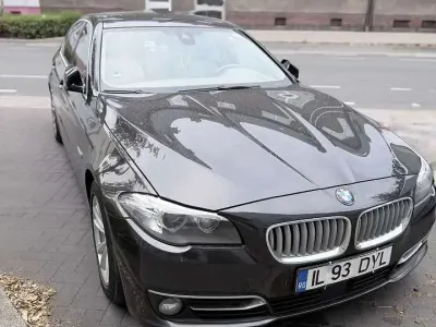 Gebraucht BMW 530 Sport Line 258 PS (189 kW) 2014 Limousine