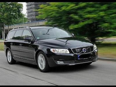 Gebraucht Volvo V70 124 PS (91 kW) 2016 Schwarz Kombi