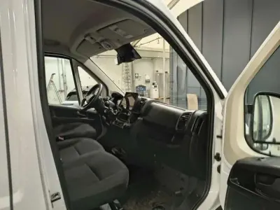 Używany Opel Movano 179 KM (131 kW) 2024 Biały Van
