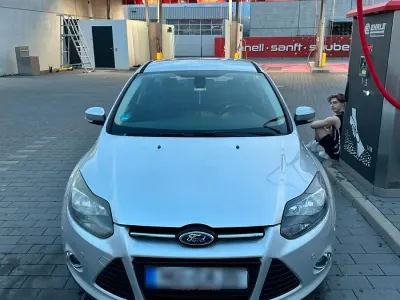 Gebraucht Ford Focus Titanium 150 PS (110 kW) 2011 Silber Kleinwagen