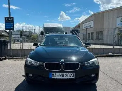 Gebraucht BMW 316 136 PS (100 kW) 2013 Schwarz Limousine