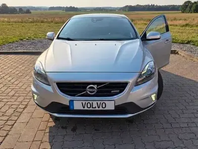 Gebraucht Volvo V40 150 PS (110 kW) 2014 Grau Limousine