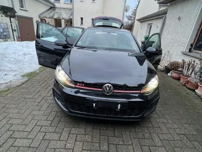Gebraucht VW Golf VII GTI 245 PS (180 kW) 2018 Schwarz Limousine