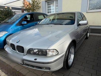 BMW 528