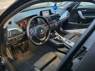 Gebraucht BMW 116 Sport Line 116 PS (85 kW) 2012 Schwarz Kleinwagen