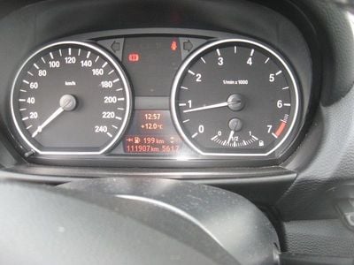 Gebraucht BMW 118 Cabriolet 135 PS (99 kW) 2010 Schwarz Cabrio