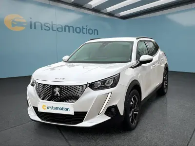 Gebraucht Peugeot e-2008 Allure 100 kW (136 PS) 2021 Weiß SUV