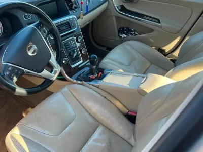 Gebraucht Volvo S60 175 PS (128 kW) 2012 Beige Limousine