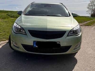 gebraucht Opel Astra Sports Tourer 1.3 CDTI ecoFL. Edition ...