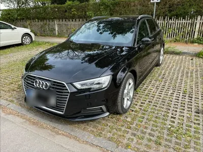 Używany Audi e-tron Sport 204 KM (150 kW) 2020 Czarny SUV