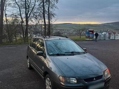 Gebraucht Mitsubishi Space Star 98 PS (72 kW) 2005 Grau Kleinwagen